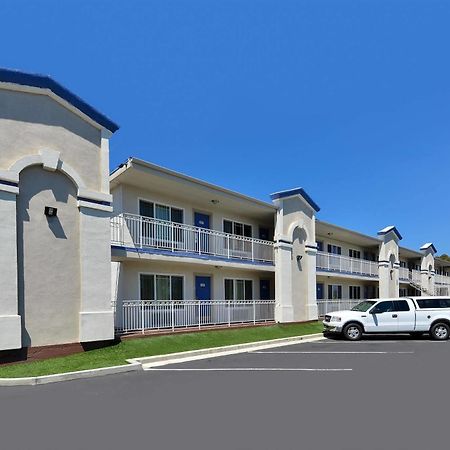 Motel 6-Vista, Ca Екстериор снимка