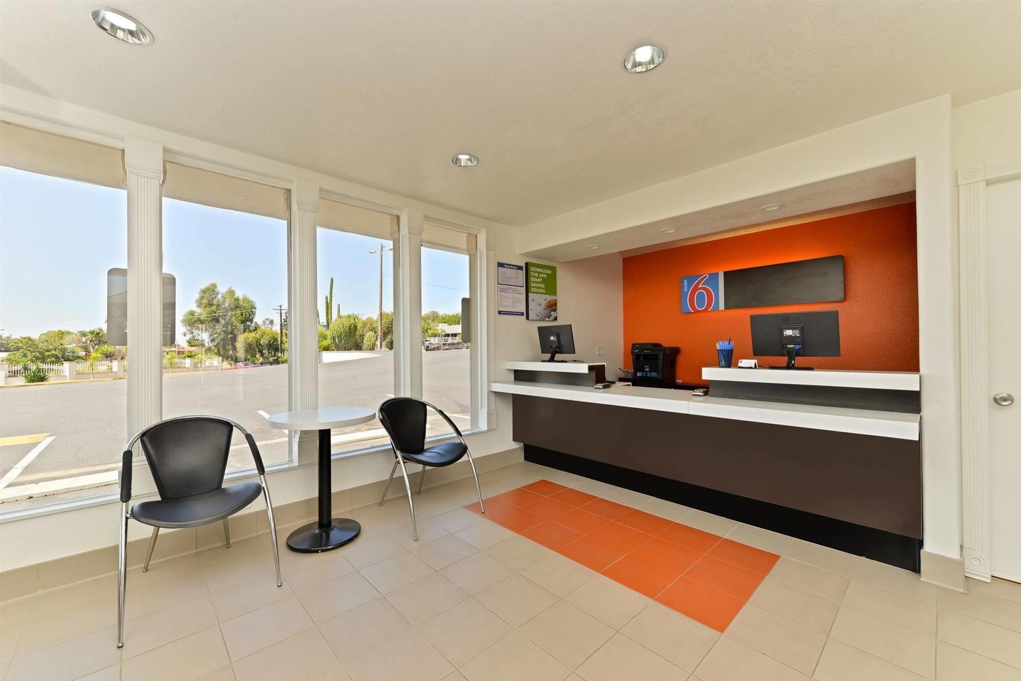 Motel 6-Vista, Ca Екстериор снимка