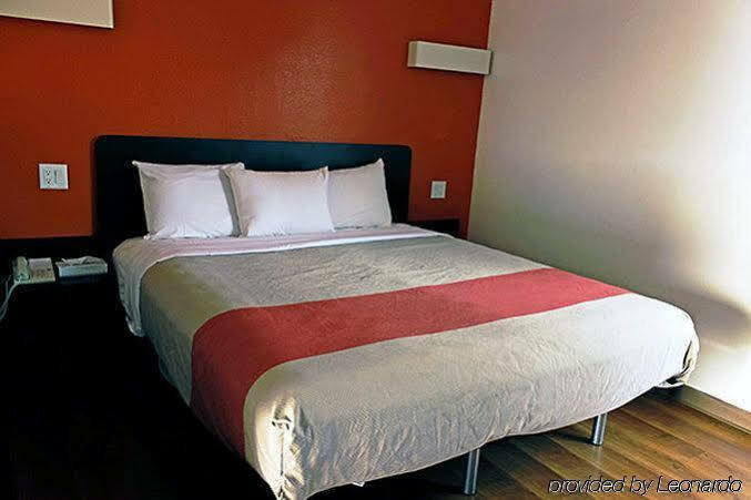 Motel 6-Vista, Ca Екстериор снимка